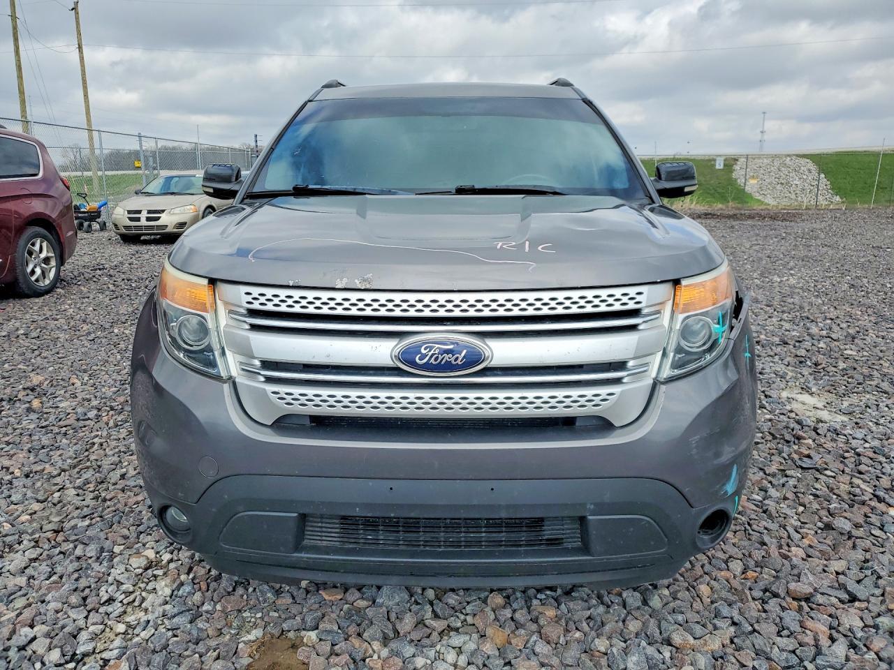 2013 Ford Explorer Xlt - Image 5