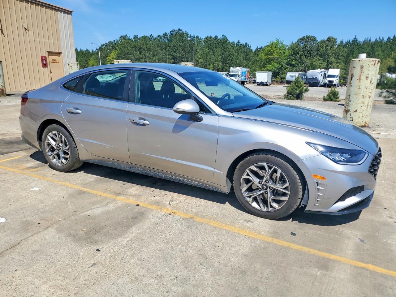 2021 Hyundai Sonata Sel - Фото 4