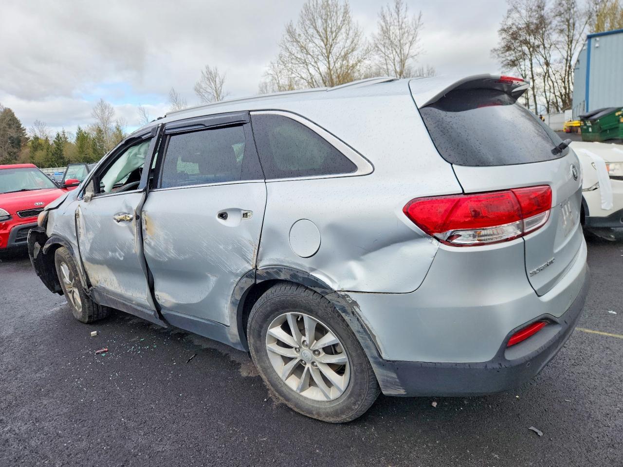 2017 Kia Sorento Lx - Image 2