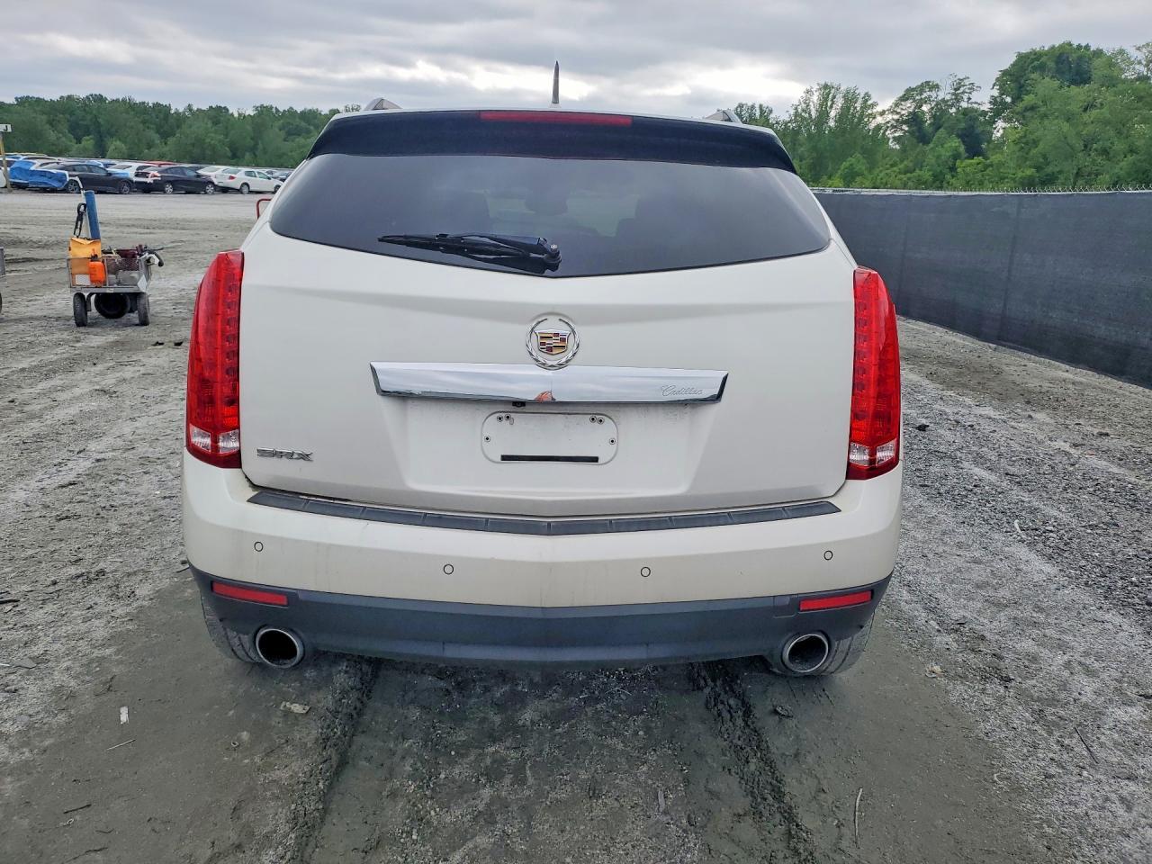 2011 Cadillac Srx Performance Collection - Image 6
