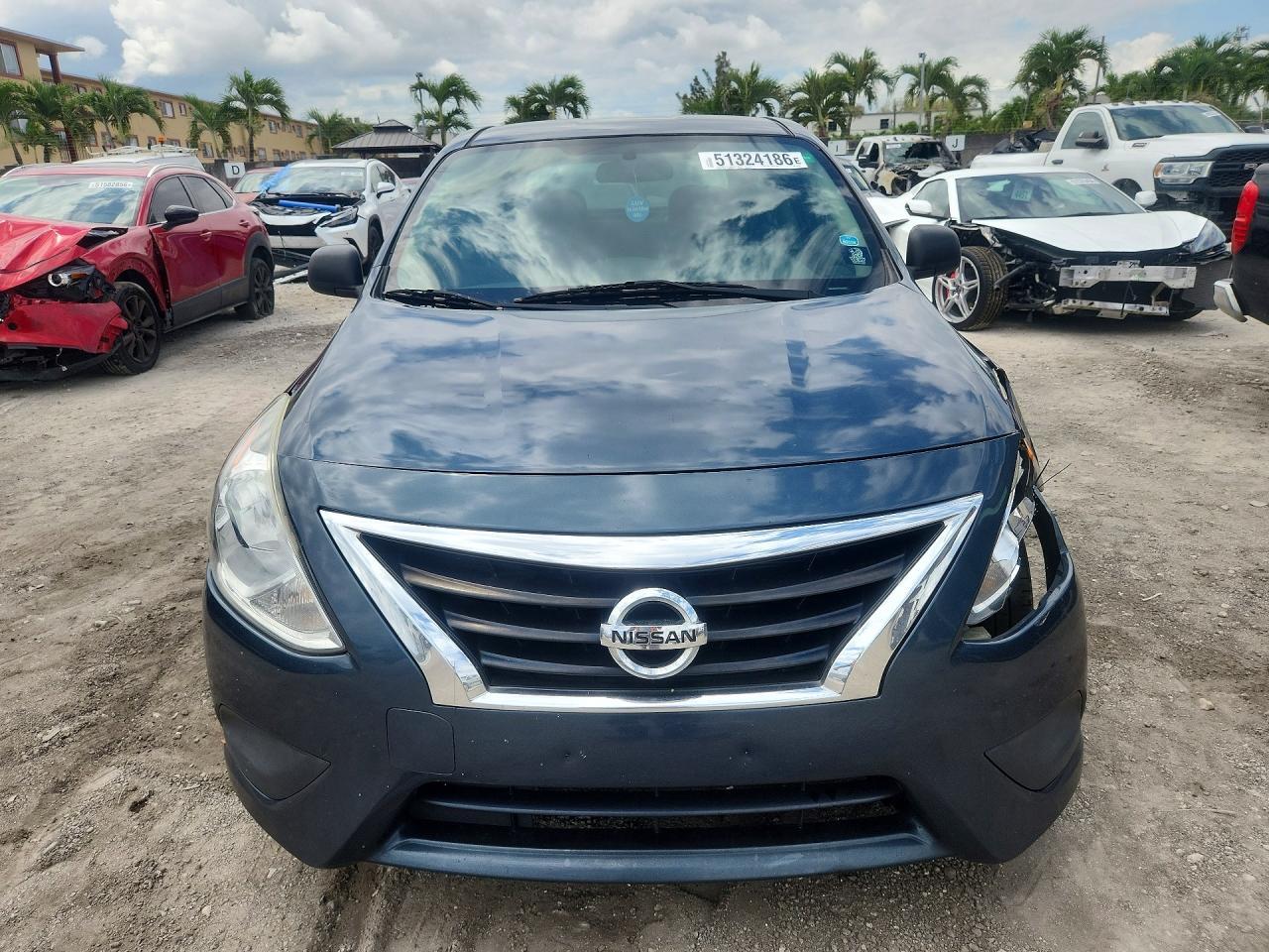 2015 Nissan Versa 1.6 S Plus - Image 5