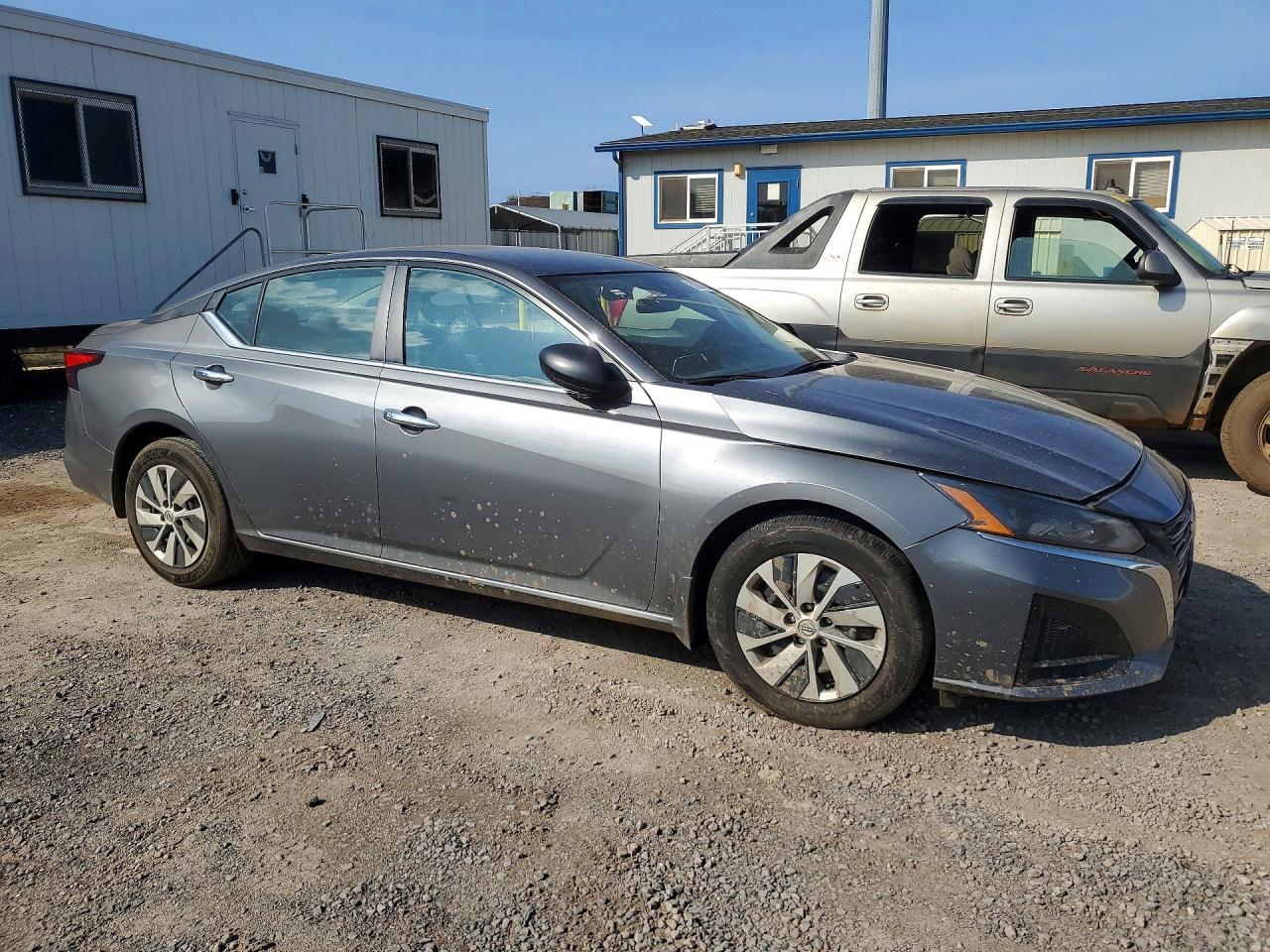 2025 Nissan Altima S - Фото 4