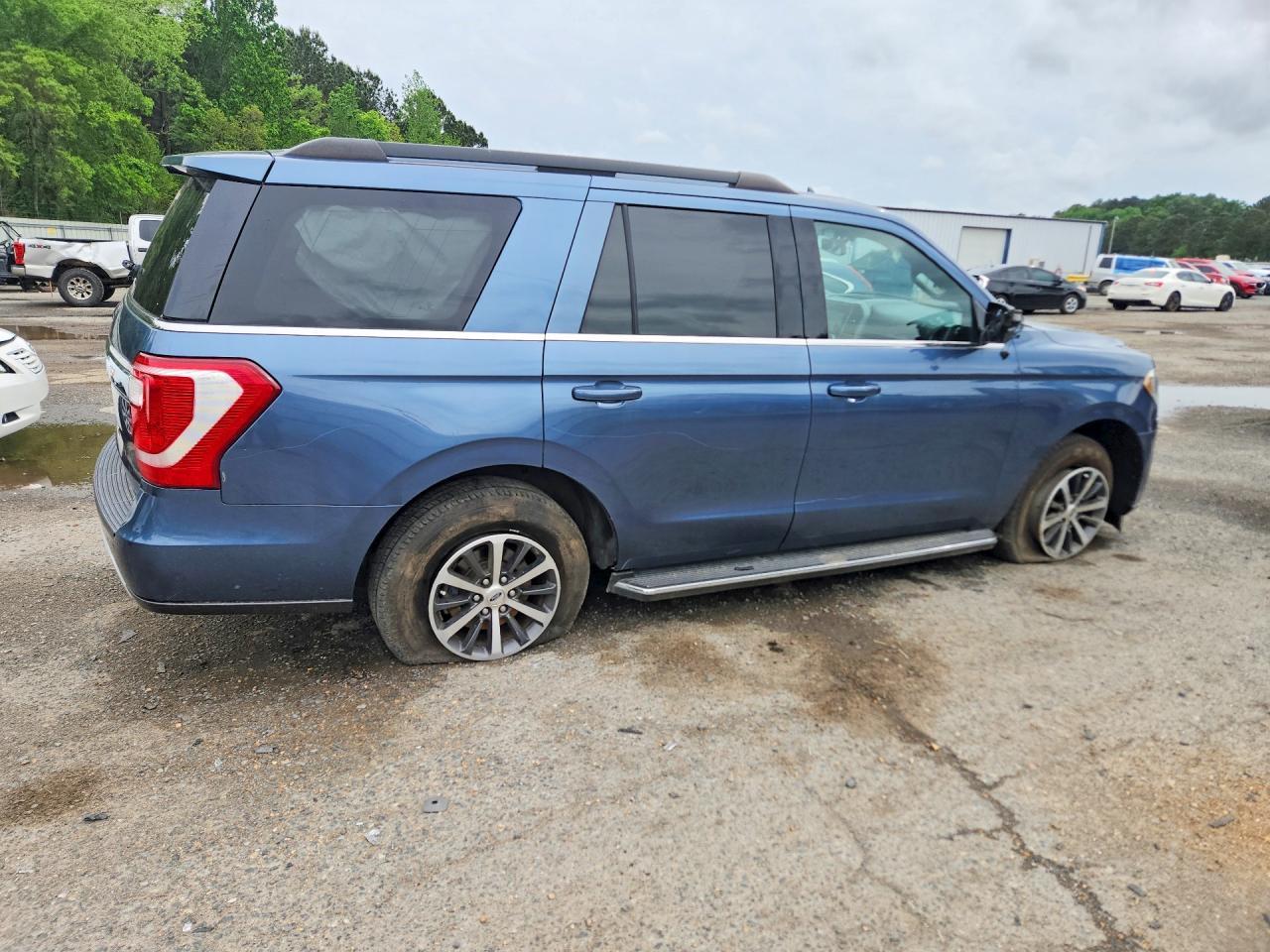 2018 Ford Expedition Xlt - Image 3