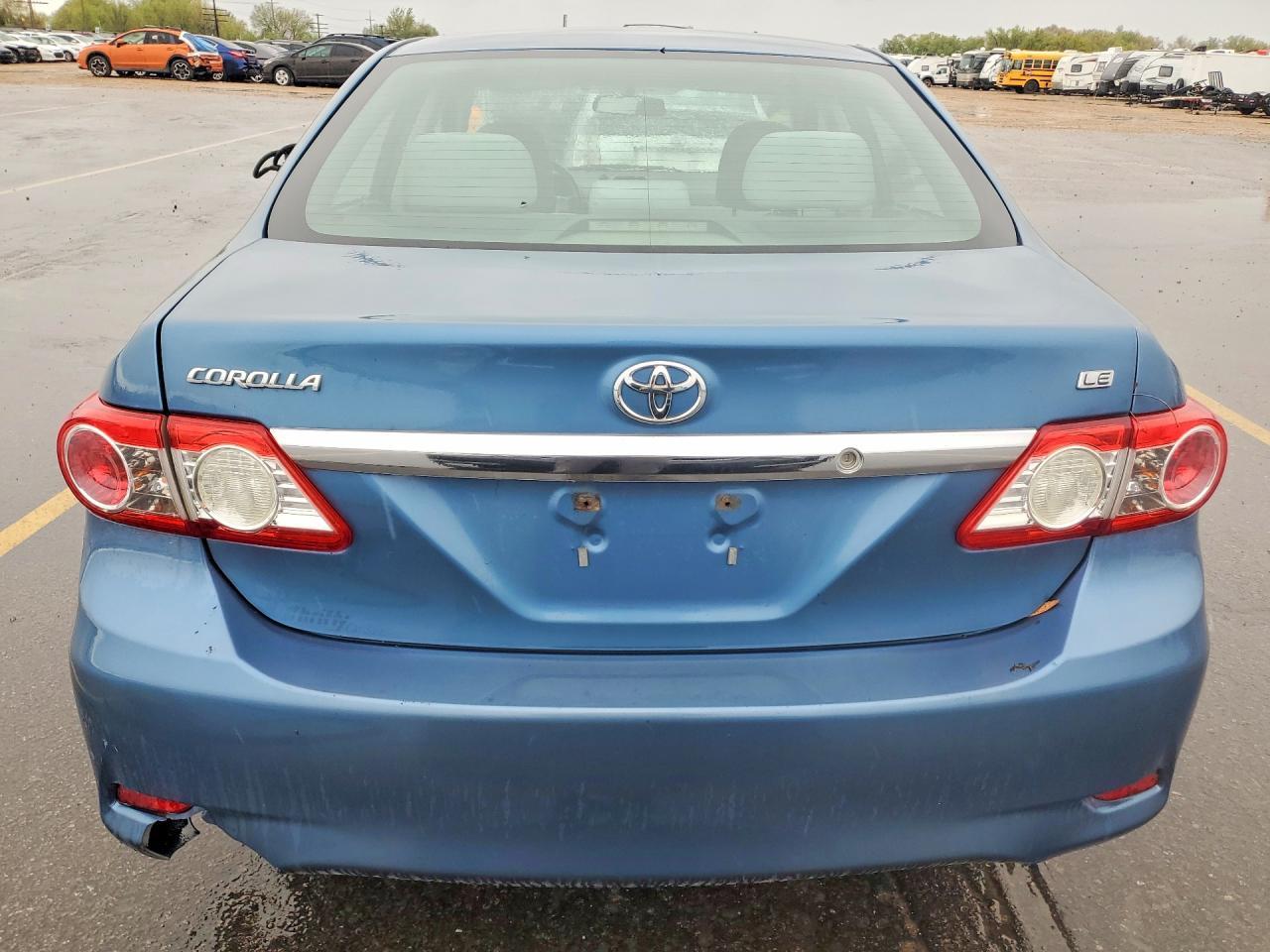 2013 Toyota Corolla Le - Фото 6