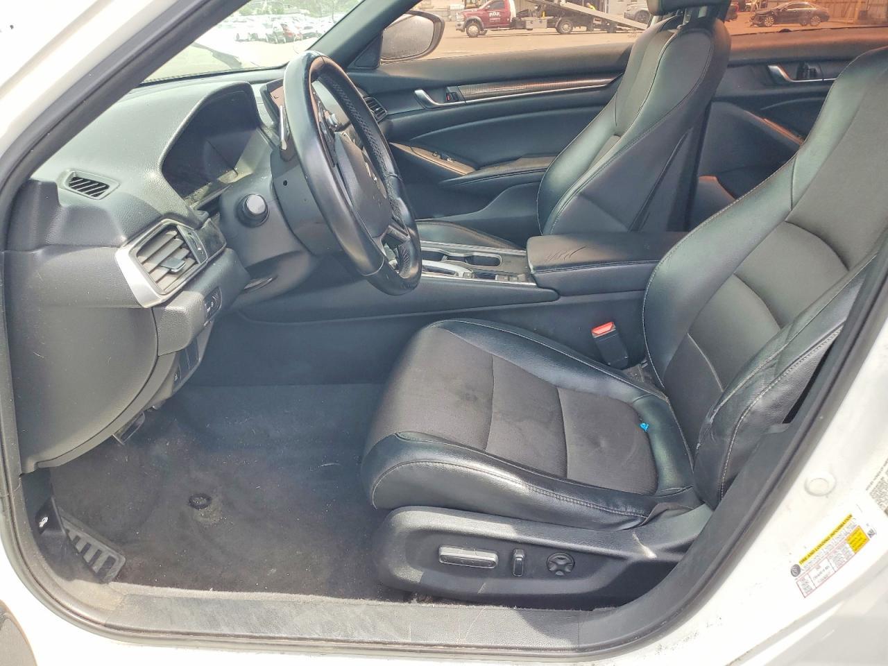 2018 Honda Accord Sport - Image 7