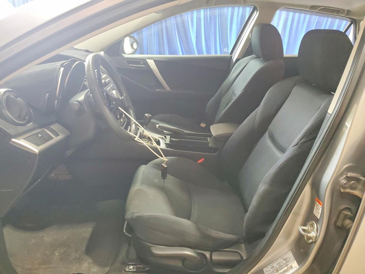 2010 Mazda 3 S - Фото 7