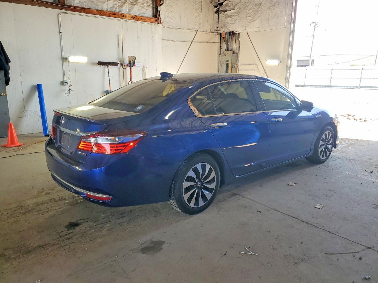 2017 Honda Accord Hybrid Exl - Фото 3