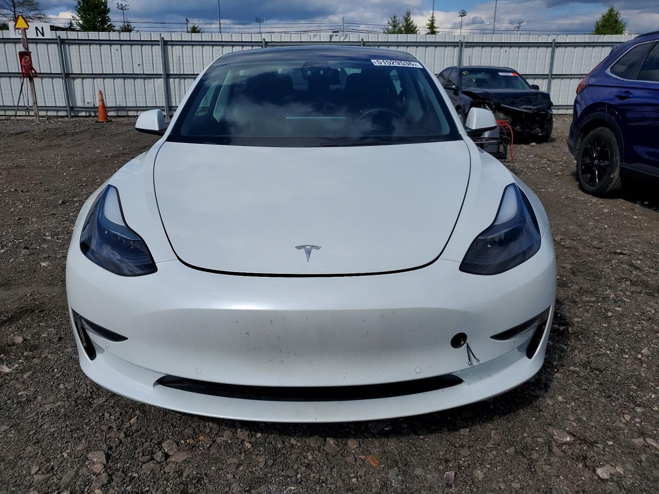 2022 Tesla Model 3 - Image 5