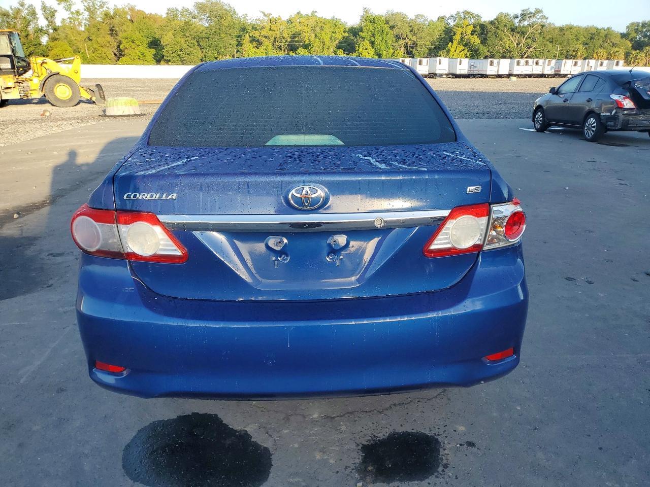 2013 Toyota Corolla Le - Фото 6