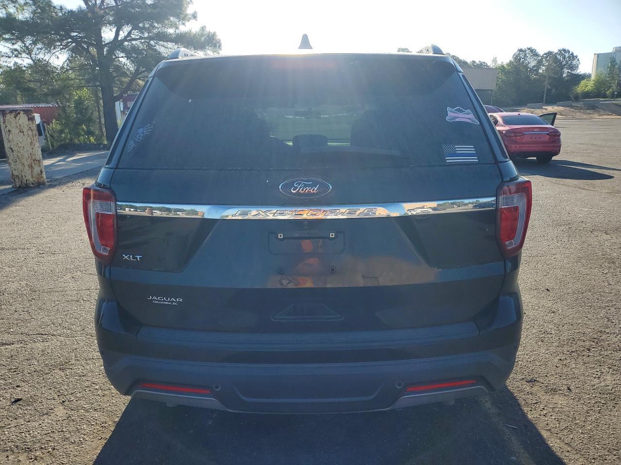 2019 Ford Explorer Xlt - Фото 6