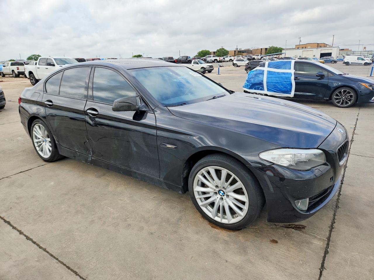 2011 BMW 550 I - Фото 4