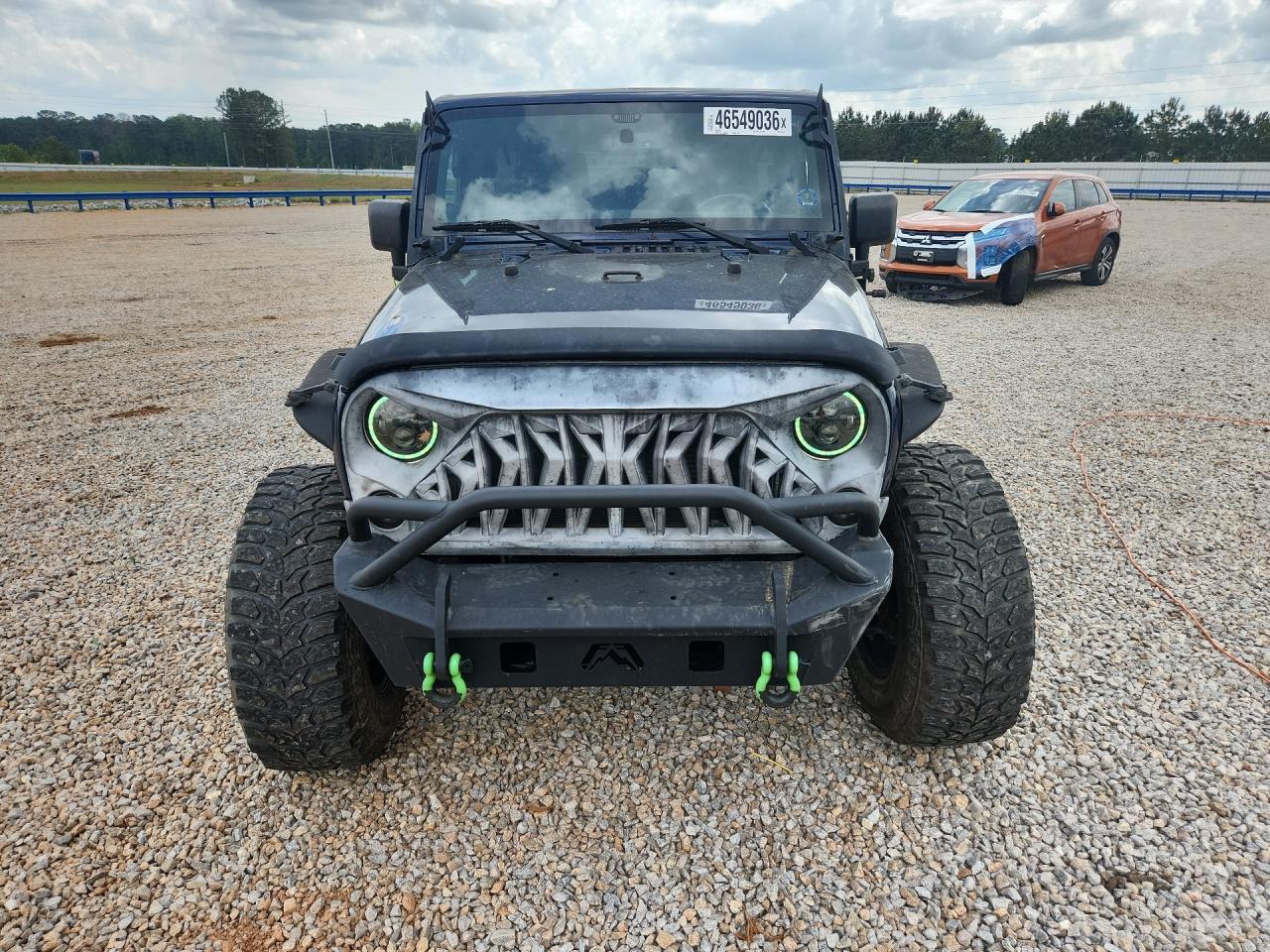 2013 Jeep Wrangler Unlimited Sahara - Image 5