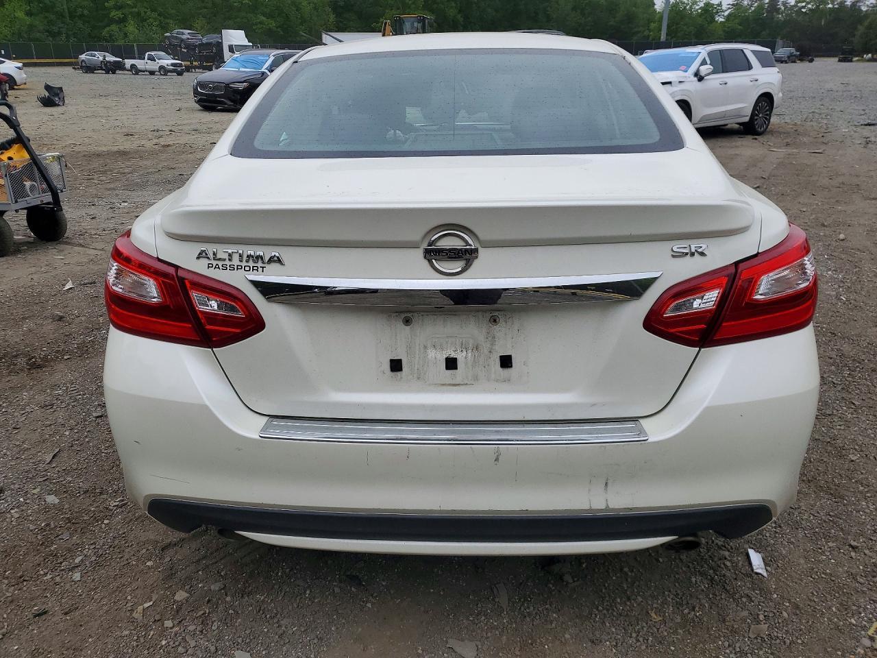2016 Nissan Altima 2.5 Sr - Фото 6