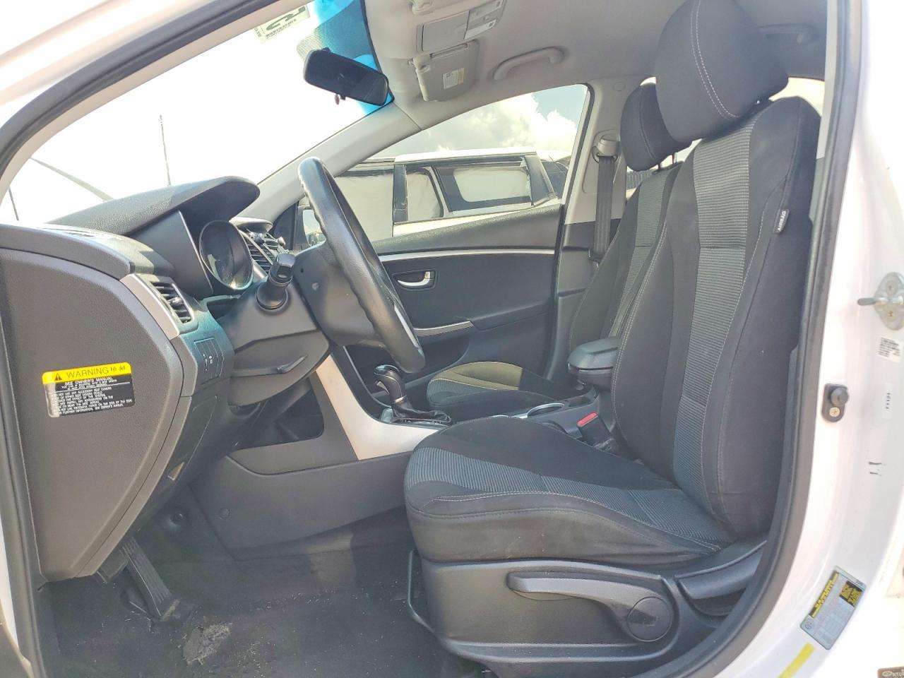 2016 Hyundai Elantra Gt Base - Фото 7