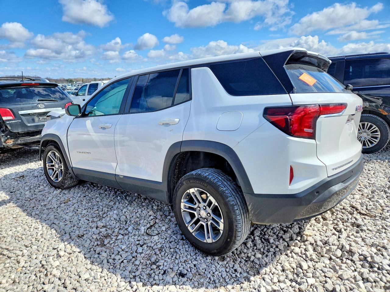 2025 GMC Terrain Elevation - Фото 2