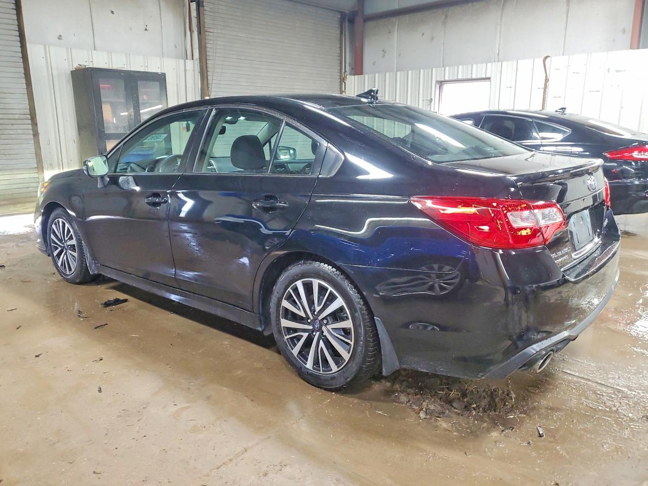 2019 Subaru Legacy 2.5I Premium - Фото 2