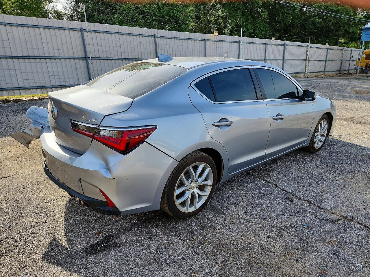 2019 Acura Ilx - Image 3
