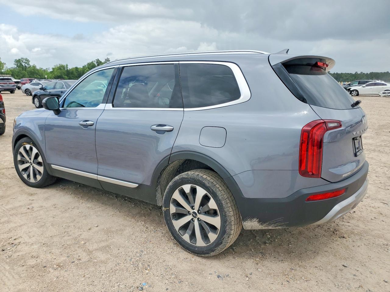 2022 Kia Telluride S - Image 2