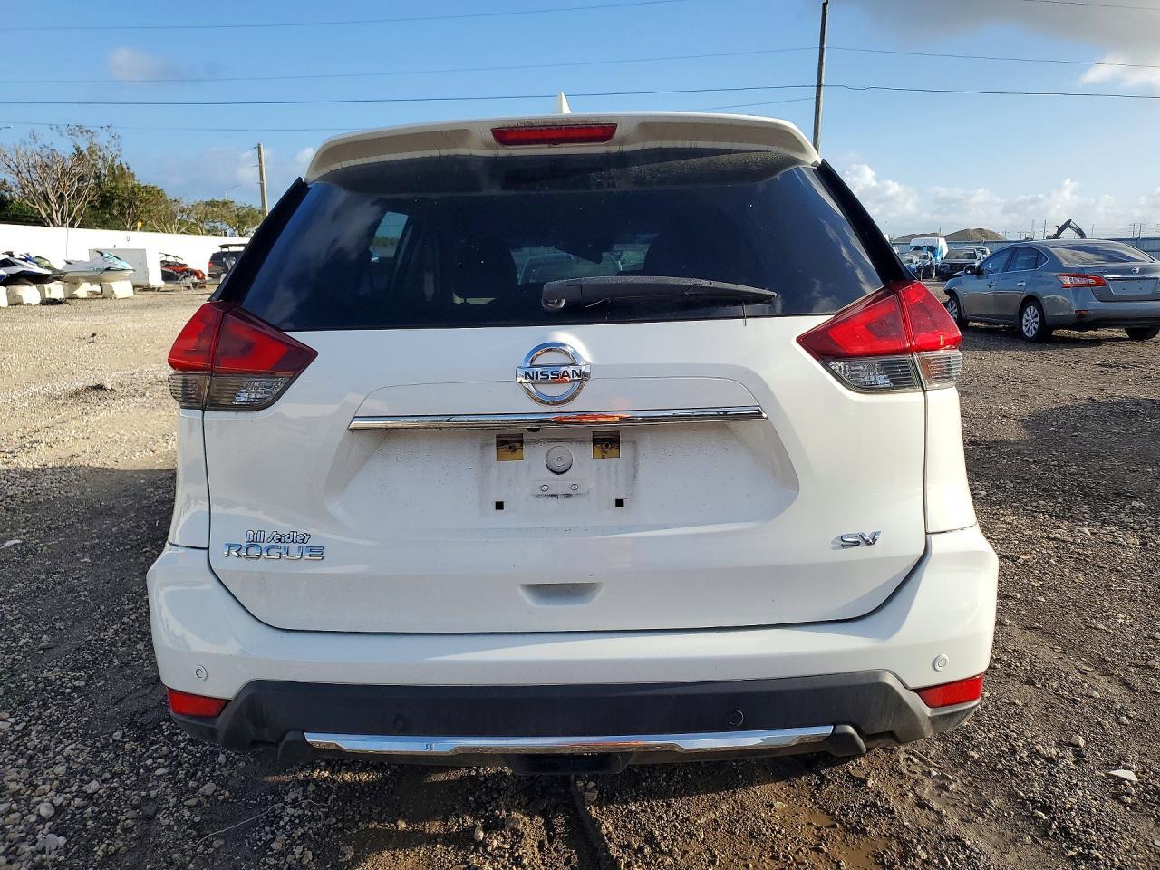 2019 Nissan Rogue Sv - Image 6
