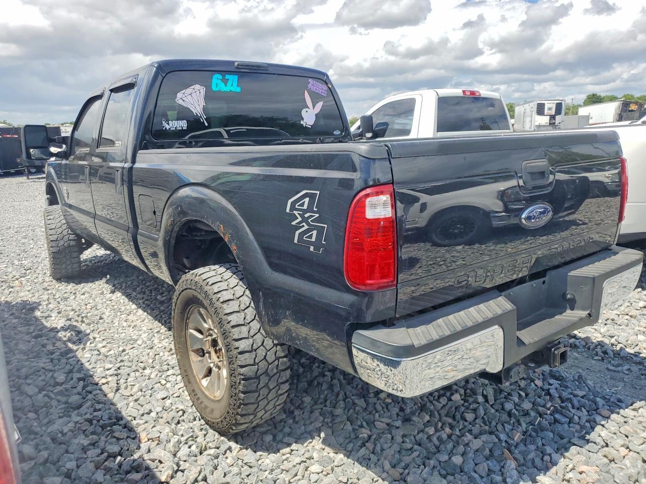 2015 Ford F350 Super Duty - Image 2