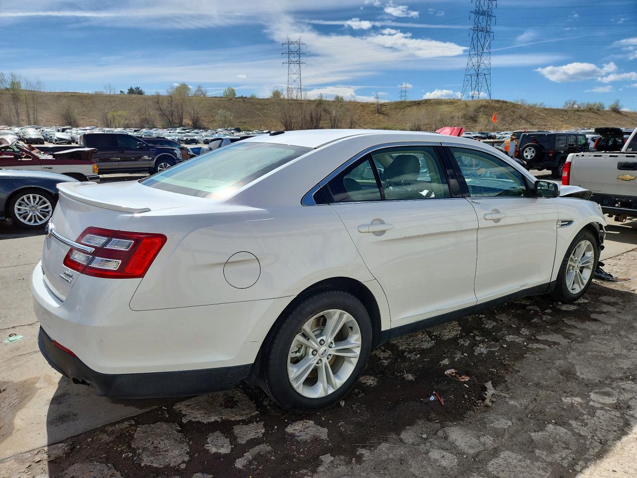 2013 Ford Taurus Sel - Image 3