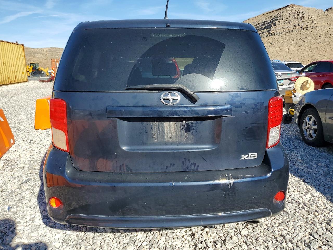 2013 Scion Xb Base - Image 6