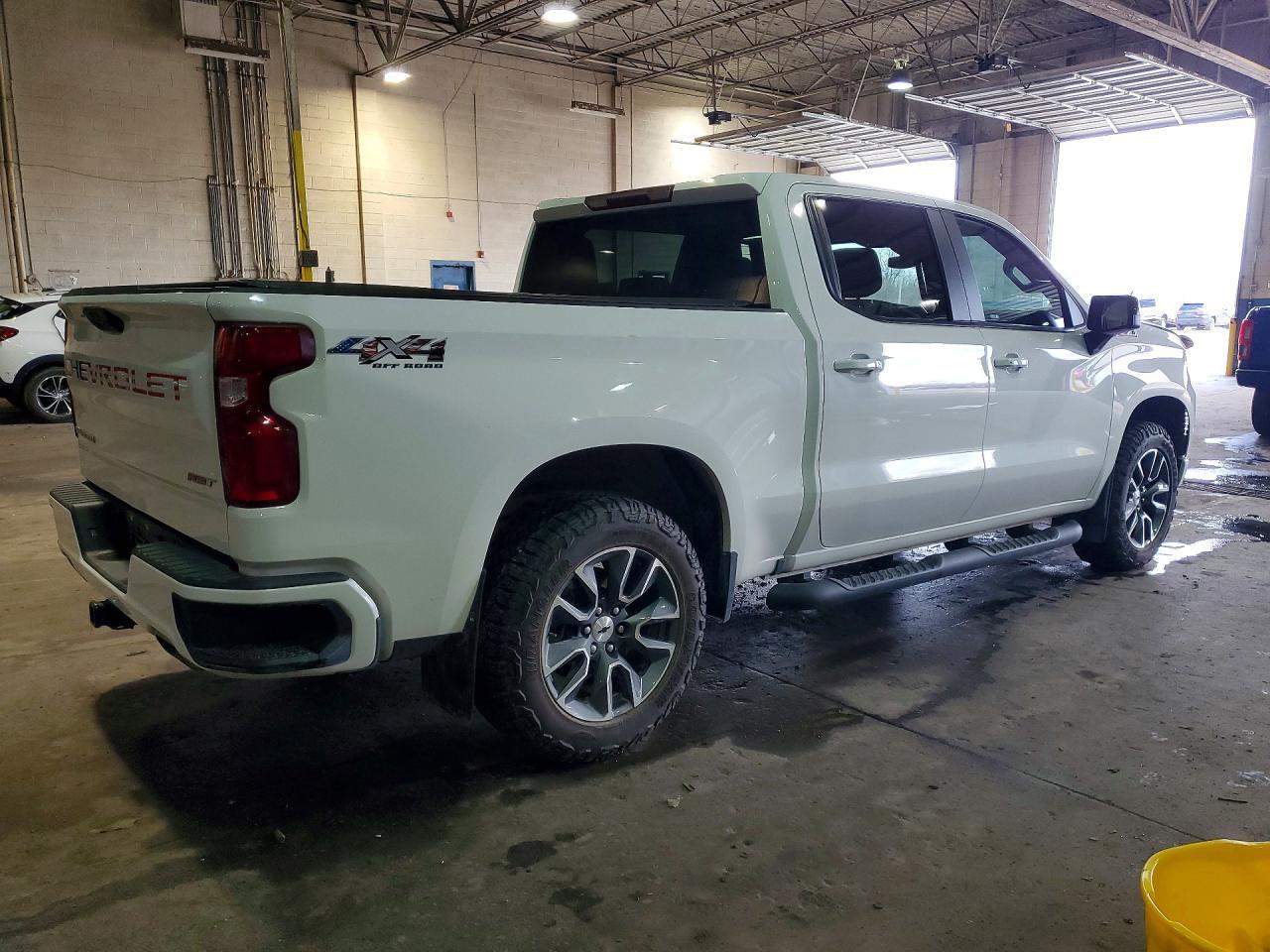 2024 Chevrolet Silverado K1500 Rst - Фото 3