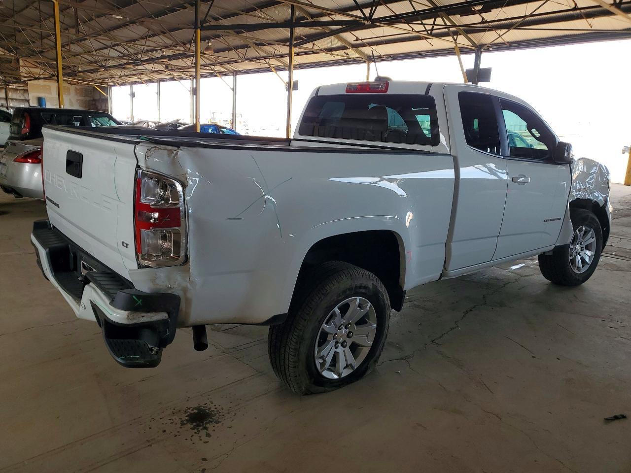 2022 Chevrolet Colorado - Фото 3