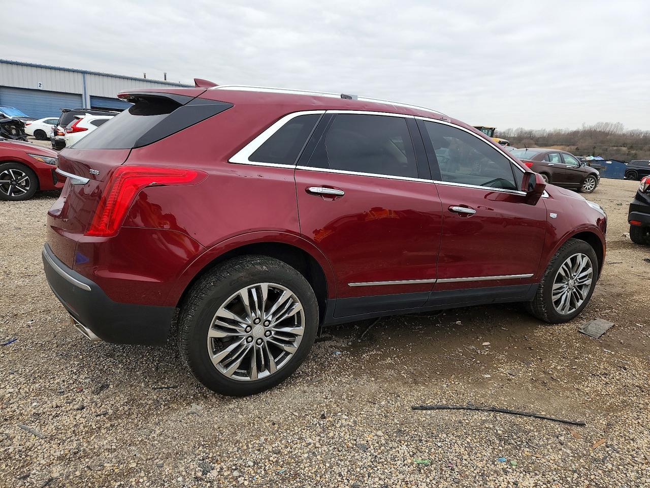 2017 Cadillac Xt5 Premium Luxury - Фото 3