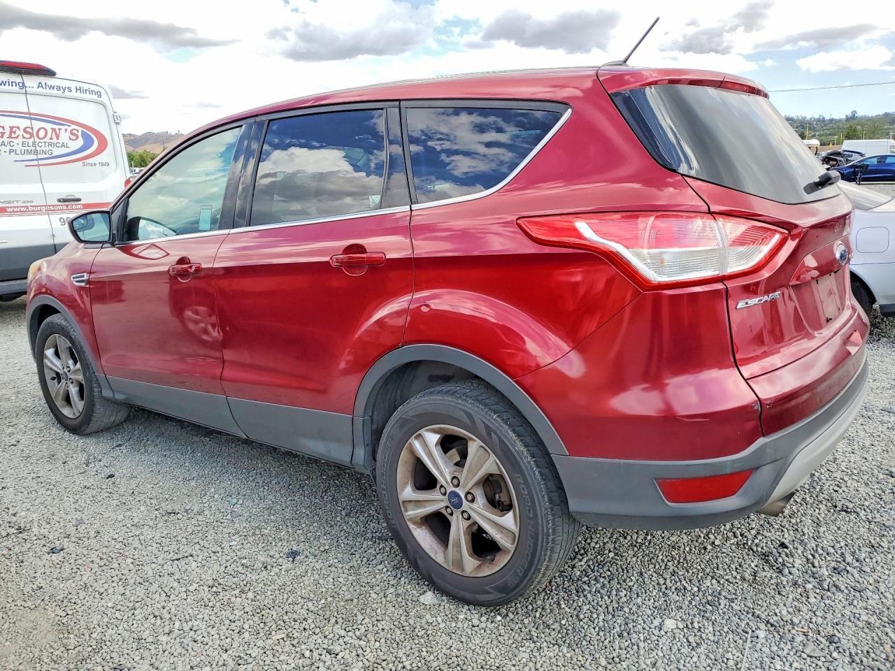 2014 Ford Escape Se - Фото 2