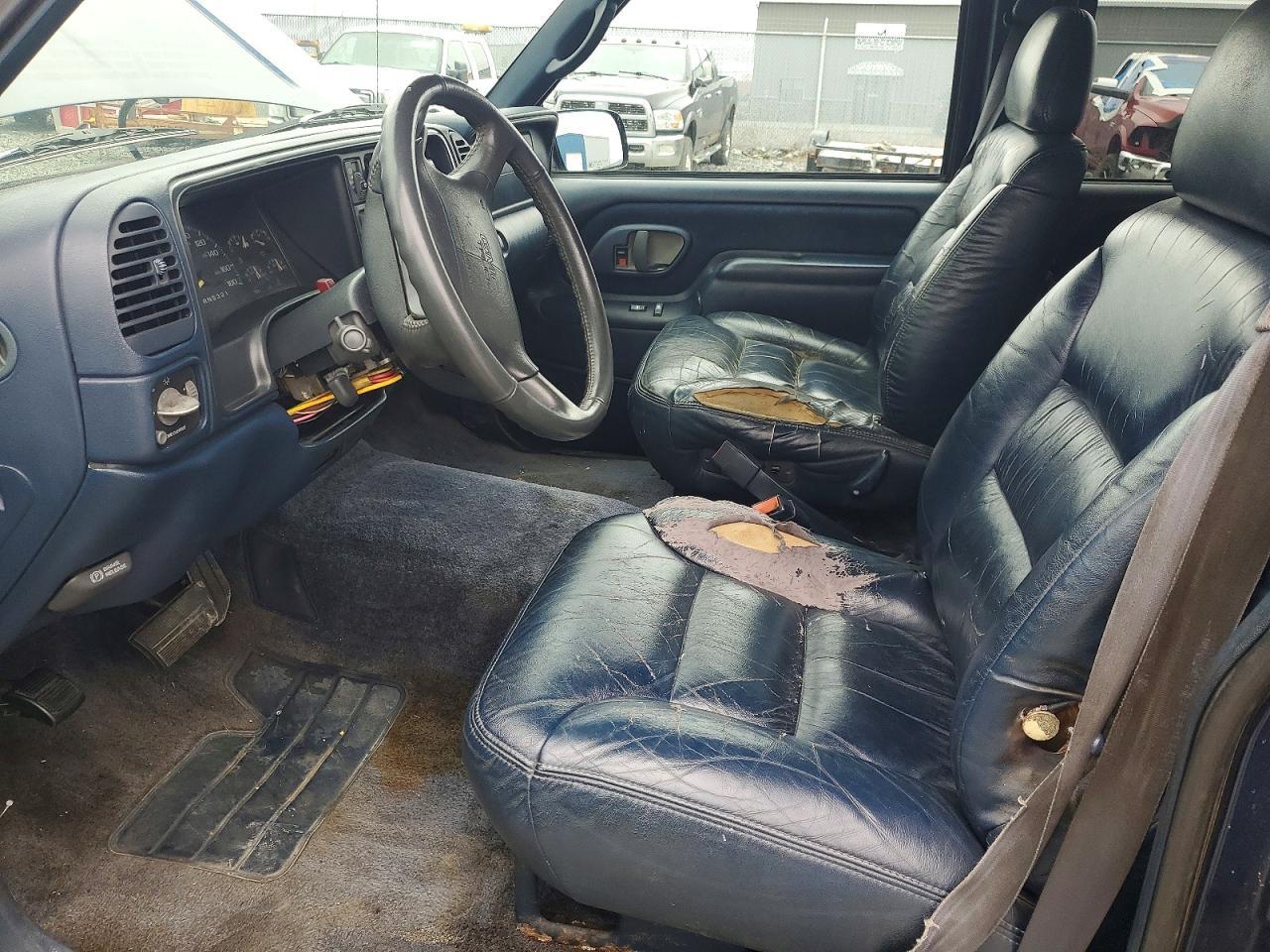 1997 GMC Suburban K1500 - Фото 7