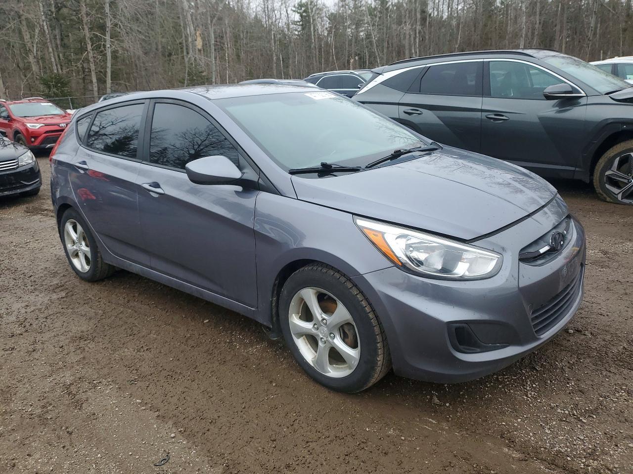 2017 Hyundai Accent Se - Фото 4