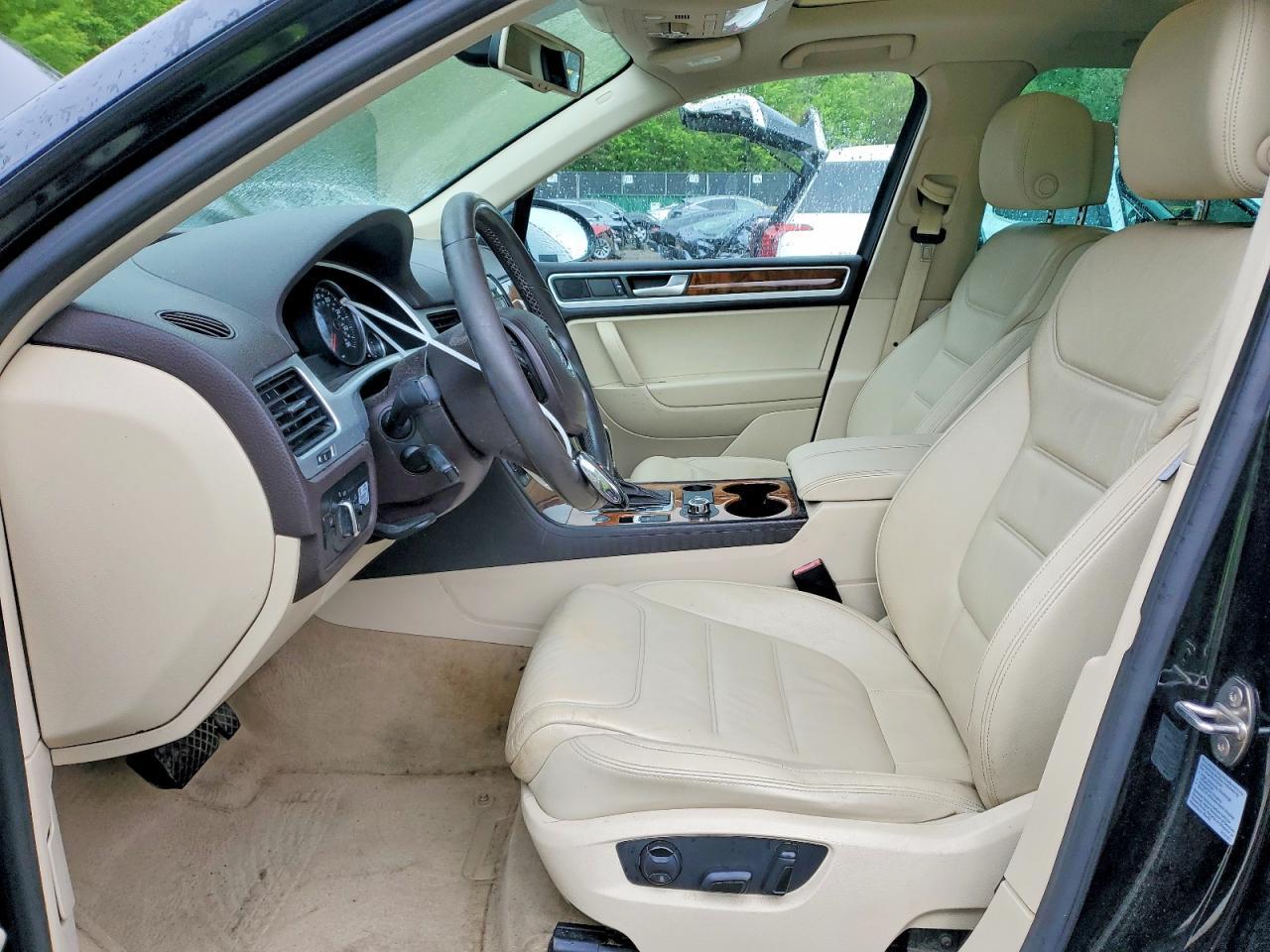 2014 Volkswagen Touareg - Фото 7