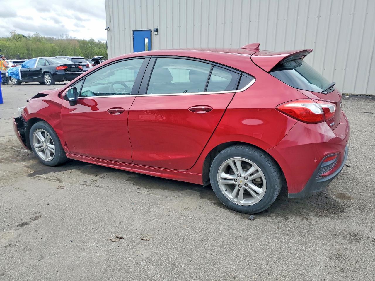 2017 Chevrolet Cruze Lt - Фото 2