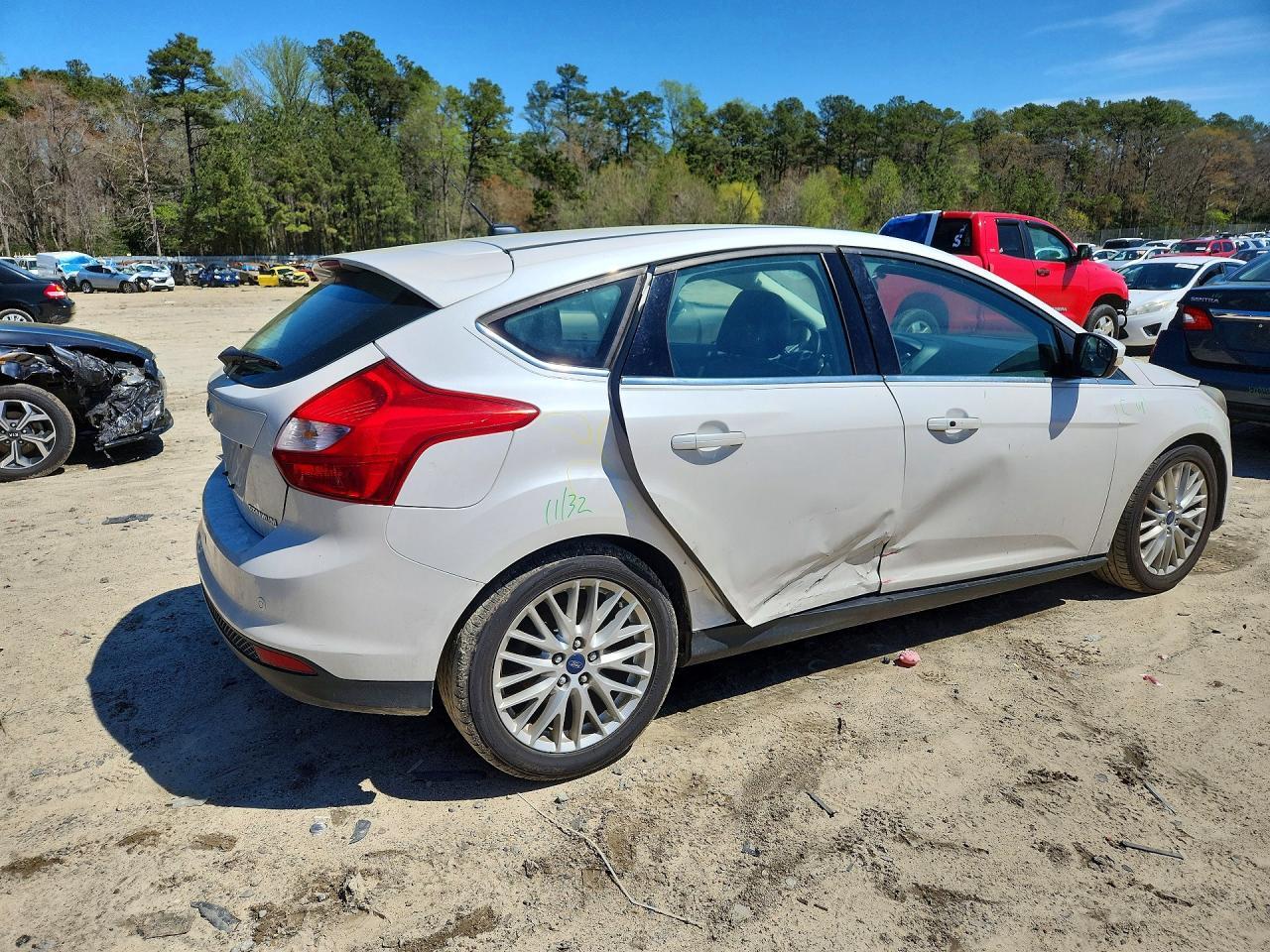 2014 Ford Focus Titanium - Фото 3