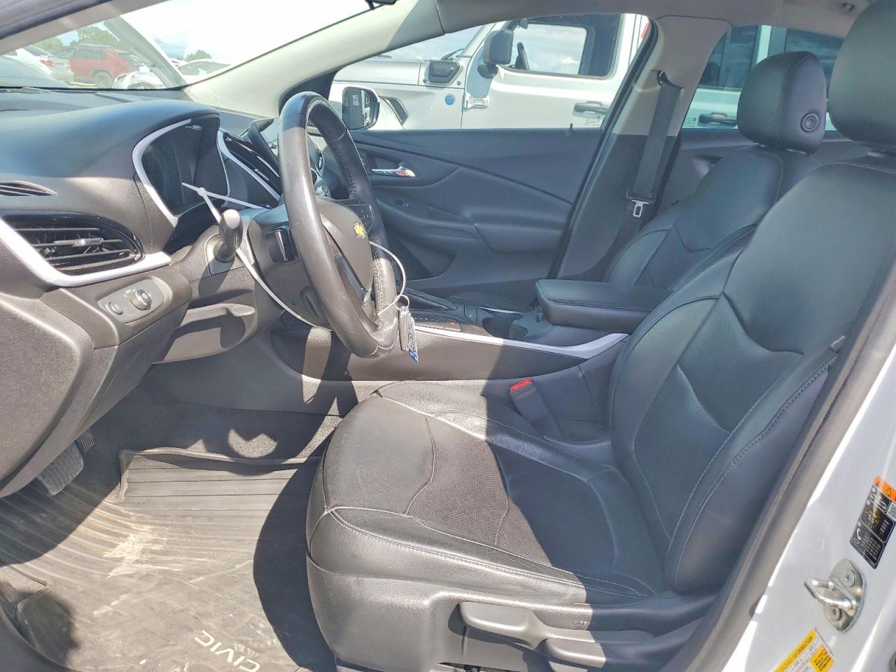 2018 Chevrolet Volt Lt - Image 7