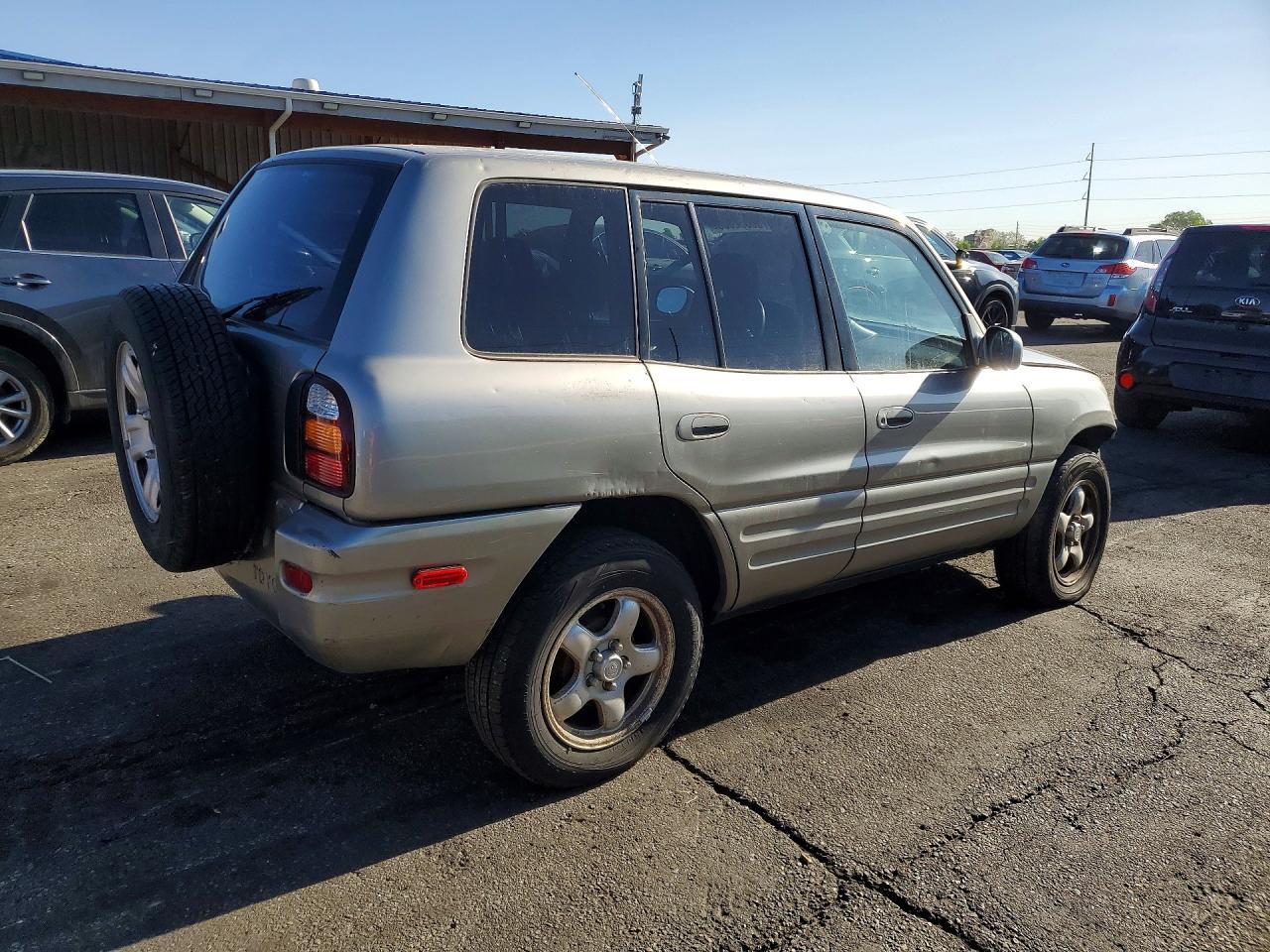 2000 Toyota Rav4 - Фото 3