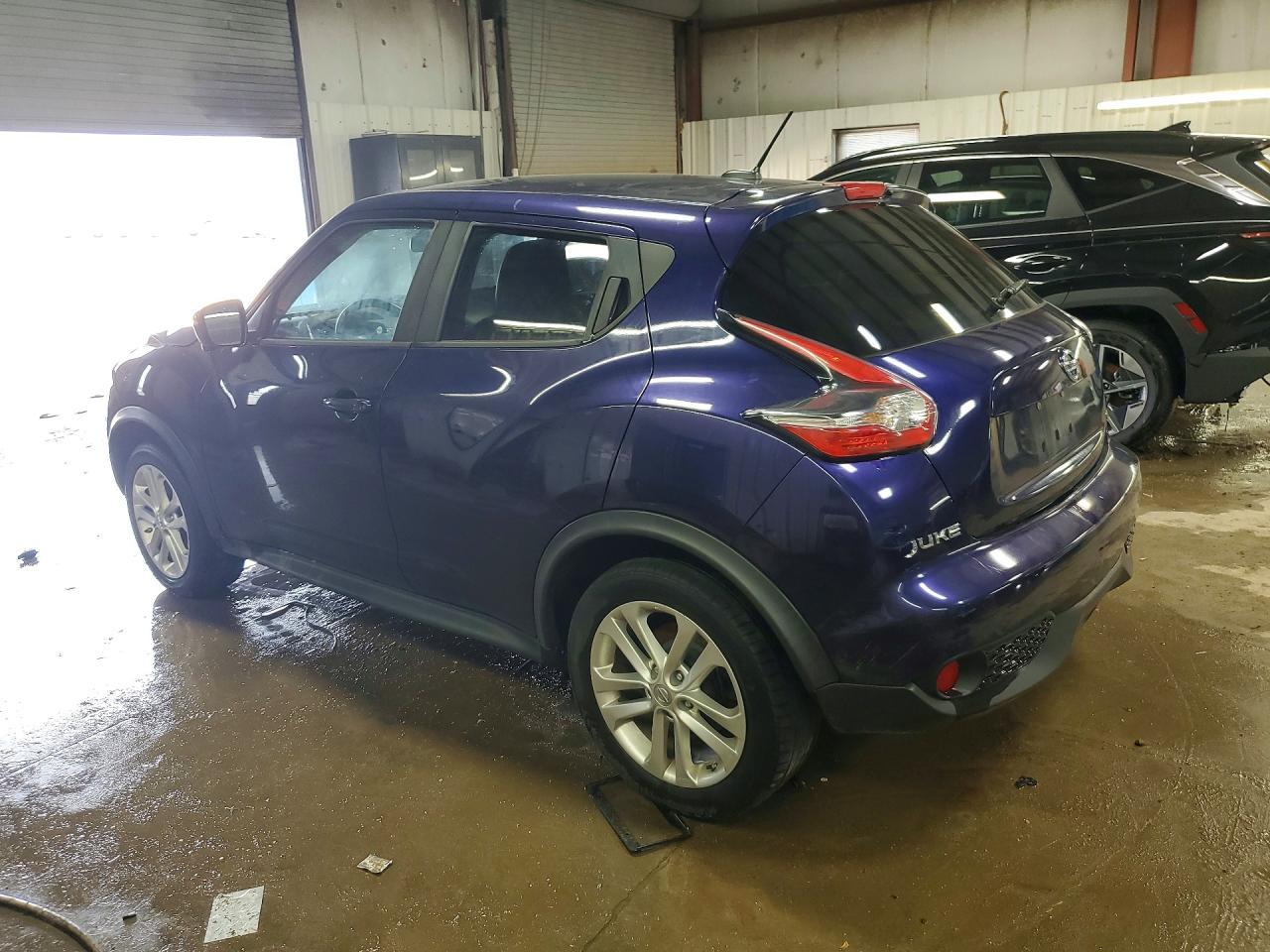 2016 Nissan Juke S - Фото 2