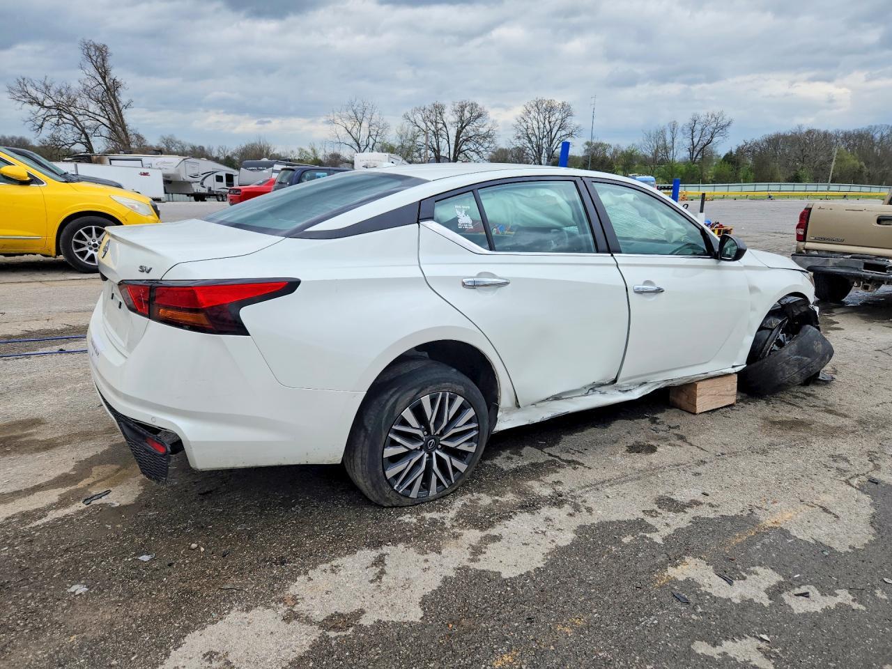 2024 Nissan Altima 2.5 Sv - Фото 3