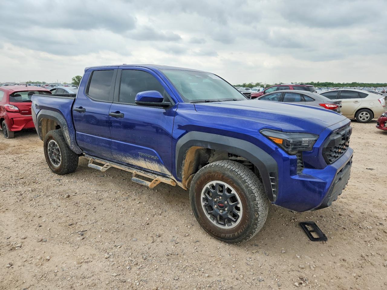 2025 Toyota Tacoma Trd Off-Road - Image 4