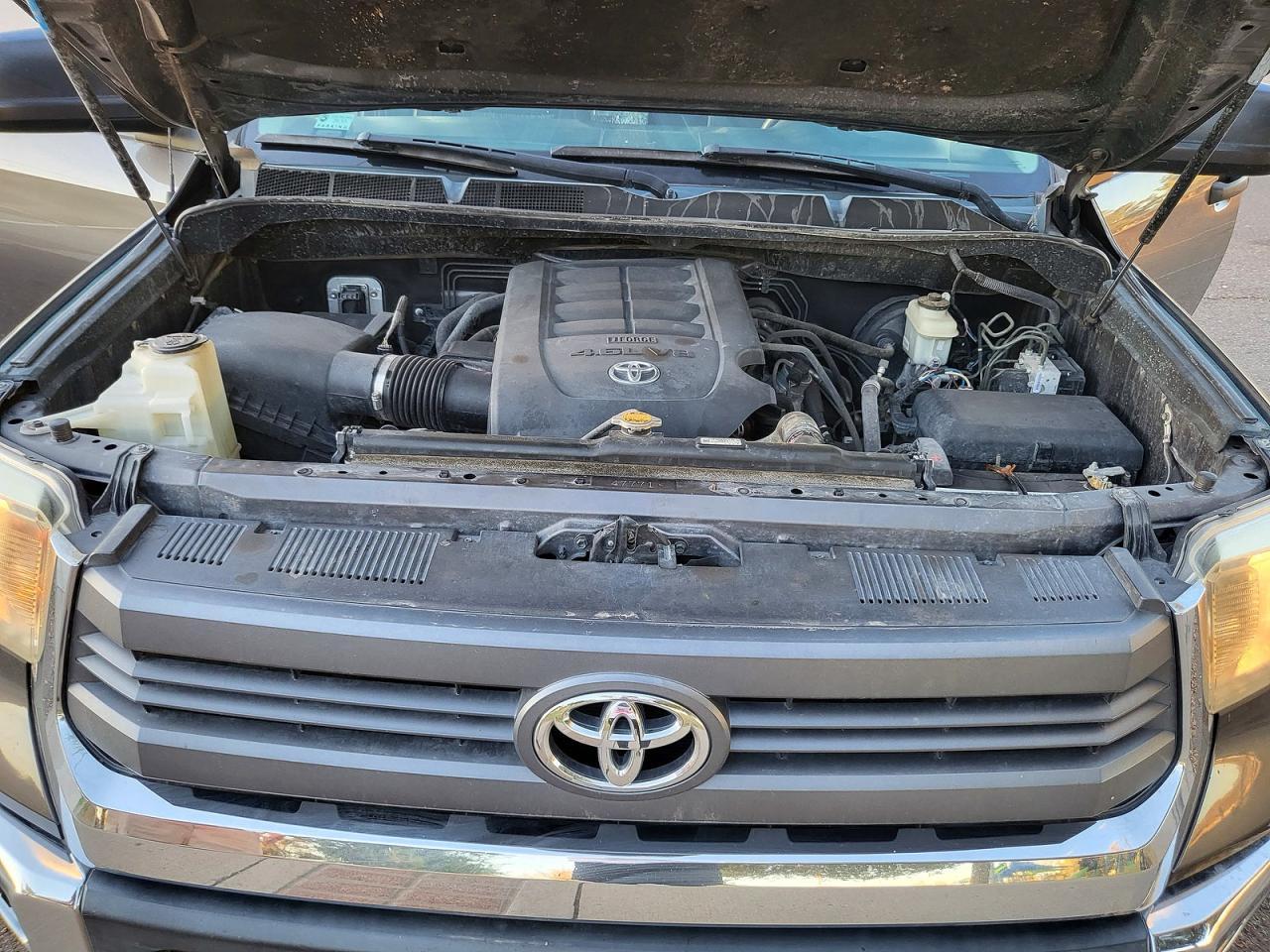 2014 Toyota Tundra Double Cab Sr - Image 7