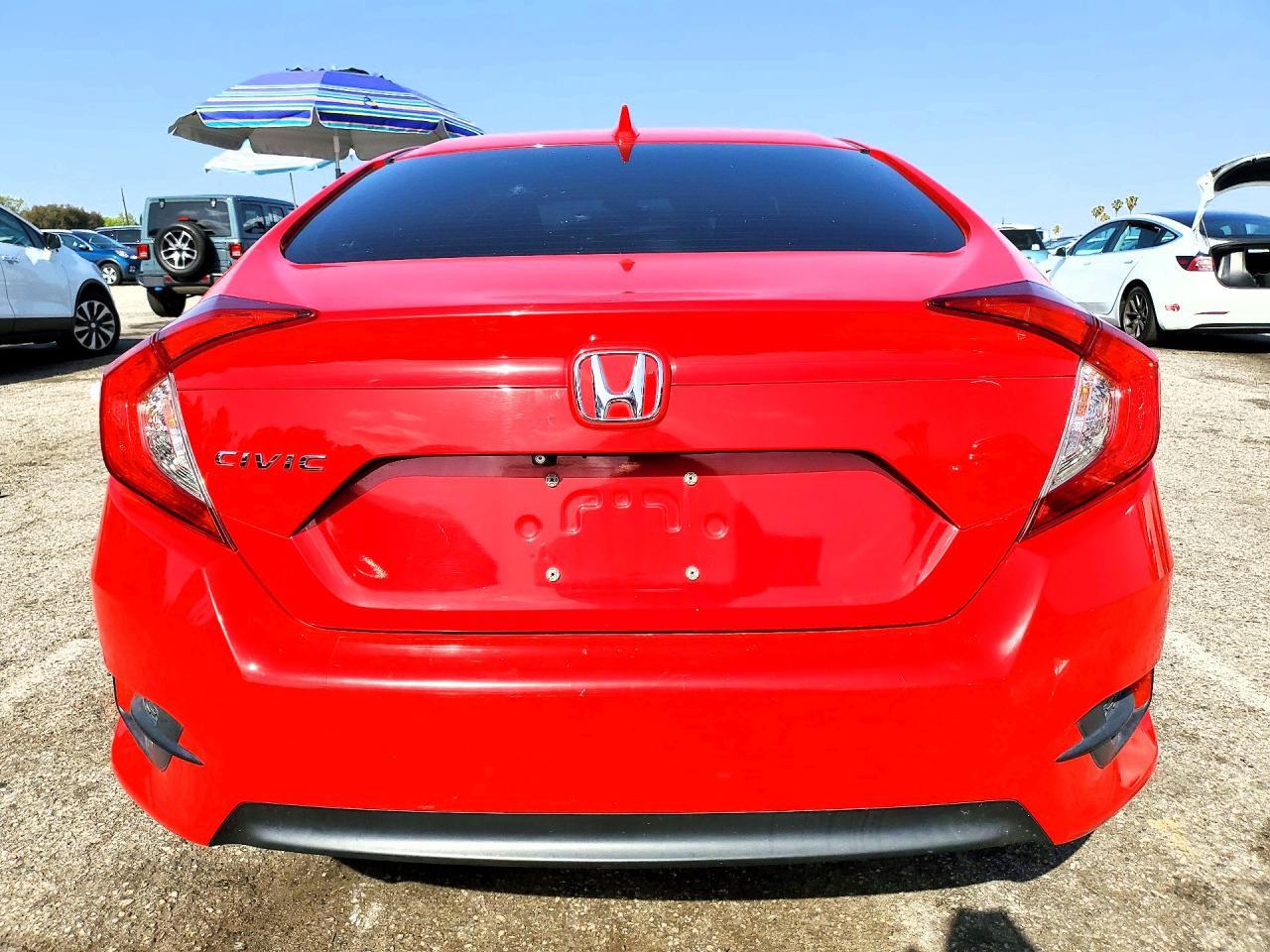 2018 Honda Civic Ex - Image 6
