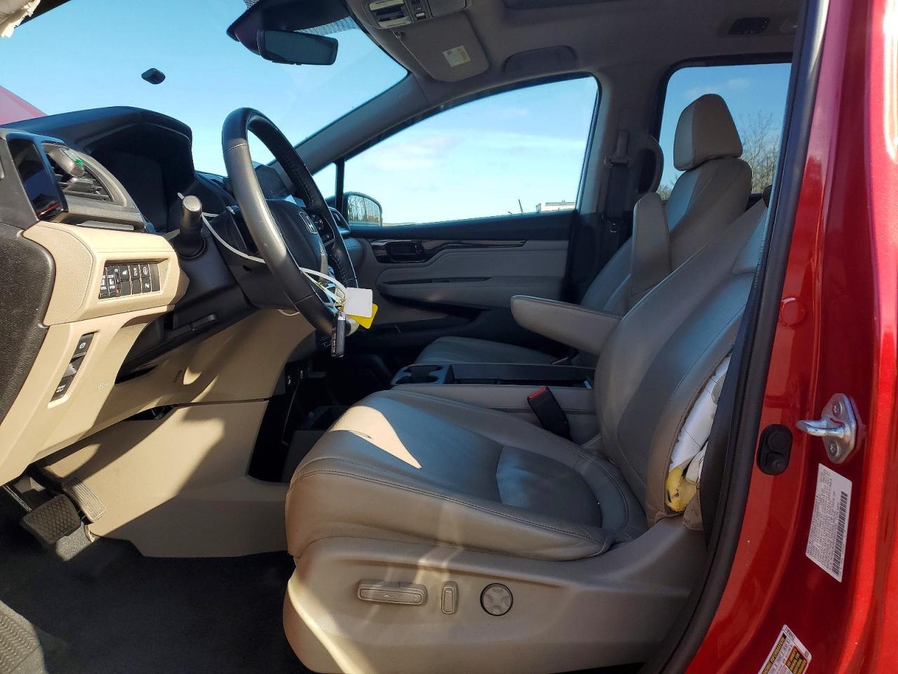 2022 Honda Odyssey Touring - Фото 7