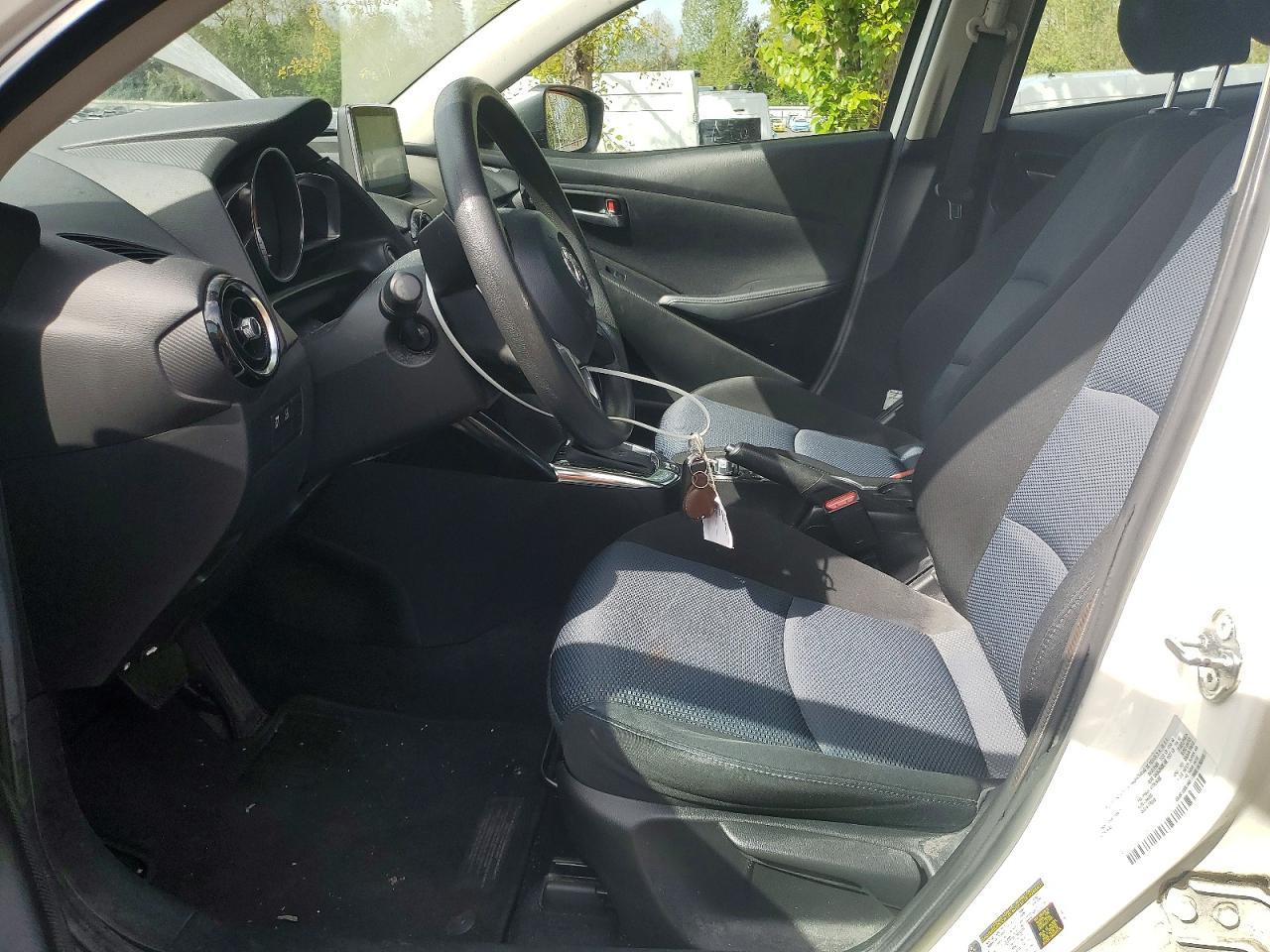 2017 Toyota Yaris Ia Base - Фото 7