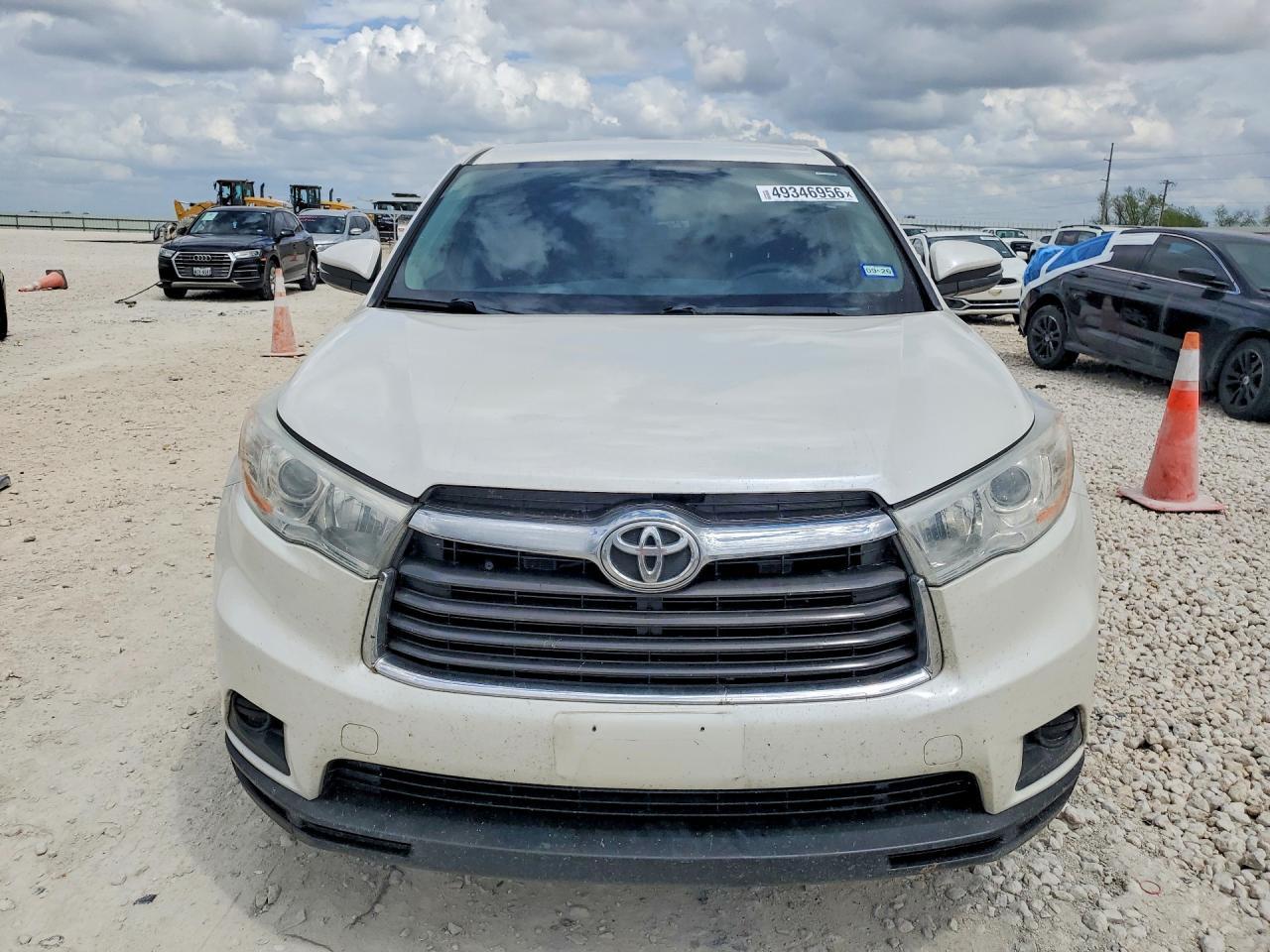 2014 Toyota Highlander Le - Фото 5