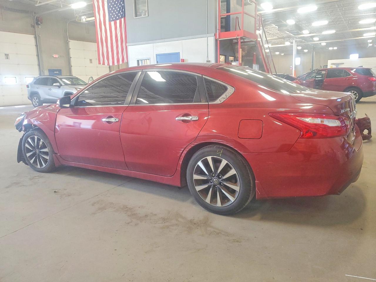 2016 Niss Altima - Фото 2