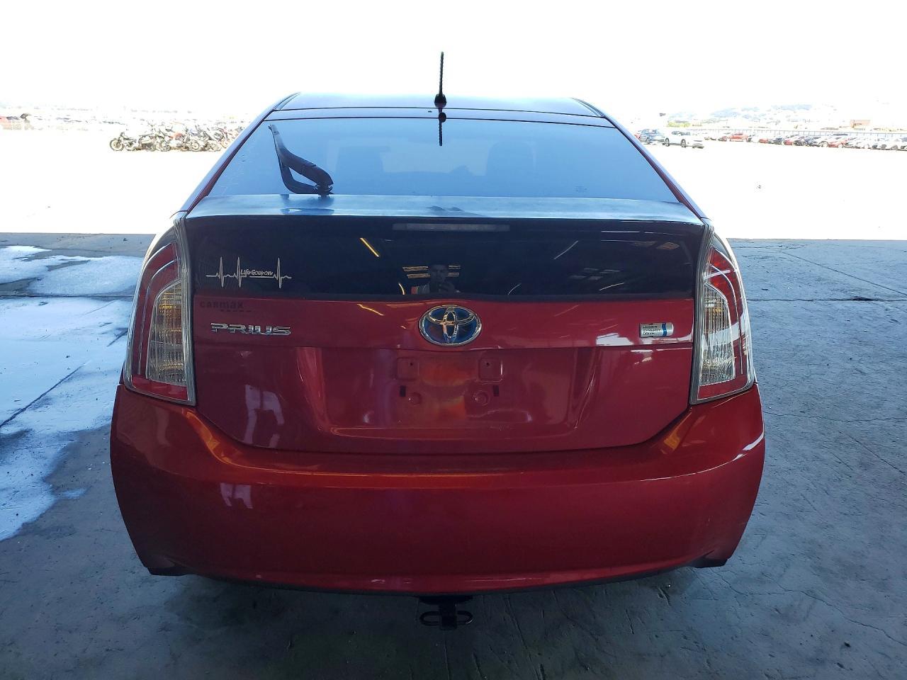 2012 Toyota Prius Two - Image 6