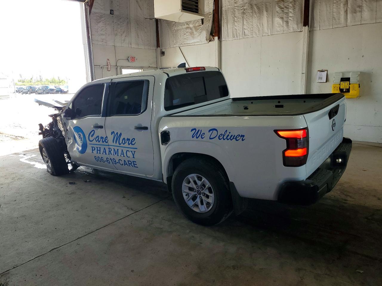 2025 Nissan Frontier S - Фото 2