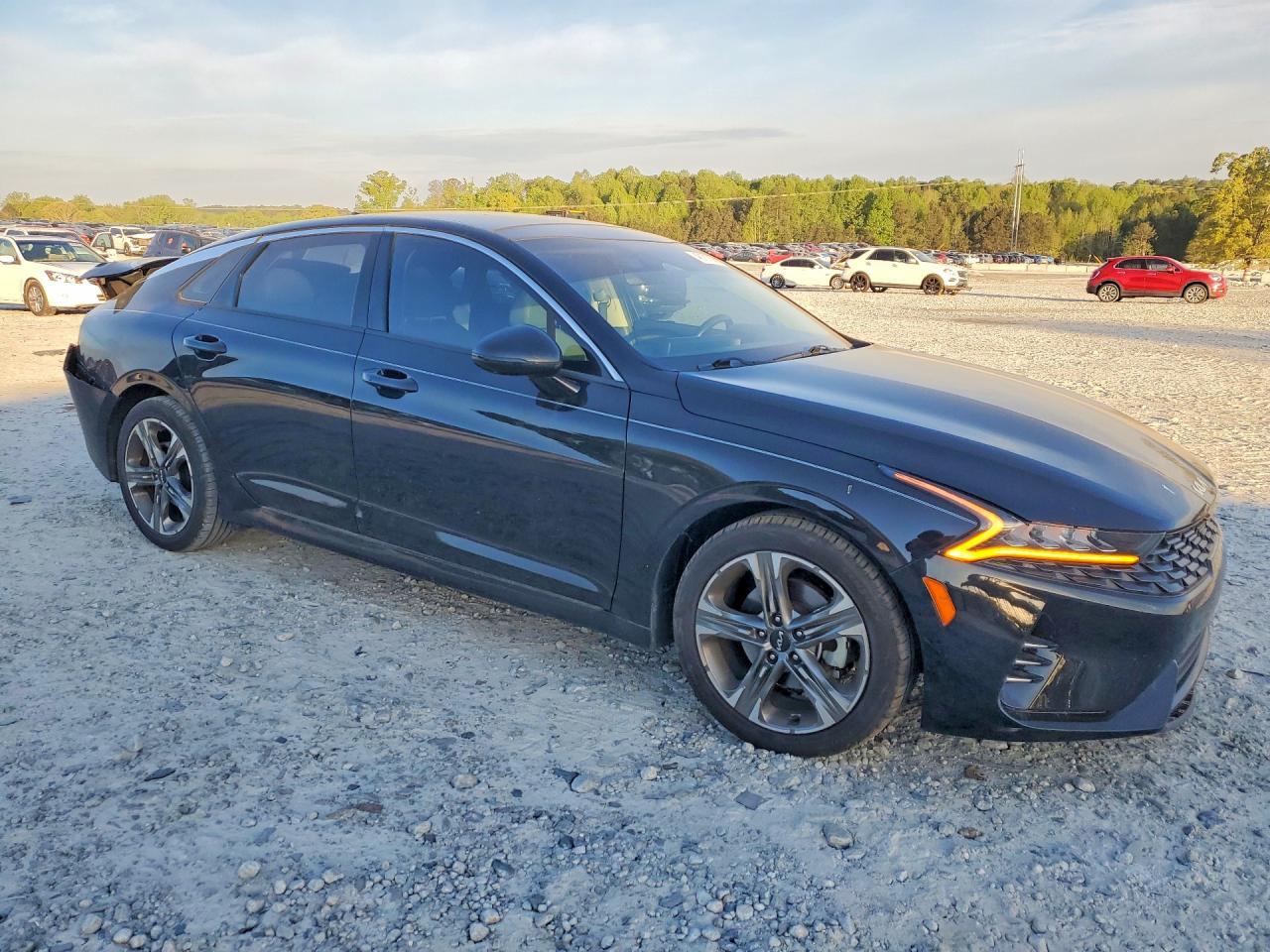 2022 Kia K5 Ex - Image 4