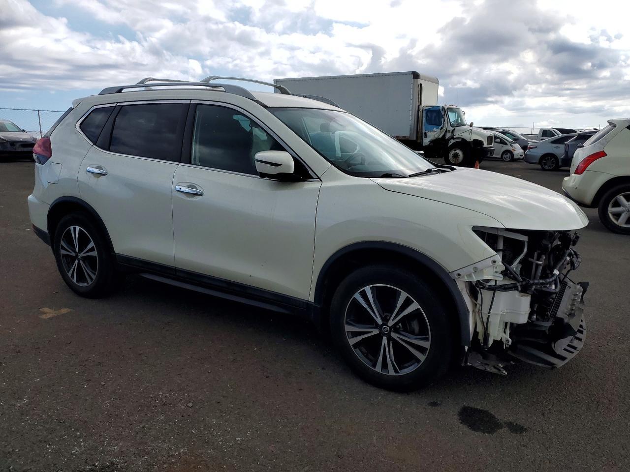 2020 Nissan Rogue Sv - Image 4